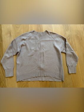 Universal Thread Women's Crewneck Sweater in Taupe